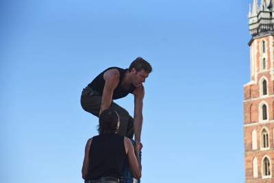 Niezłe popisy w centrum Krakowa. Mogło zakręcić się w głowie - zdjęcie 13