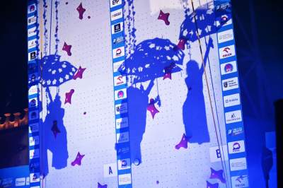 Podniebny spektakl na Rynku Głównym w Krakowie. Rewelacja! - zdjęcie 35