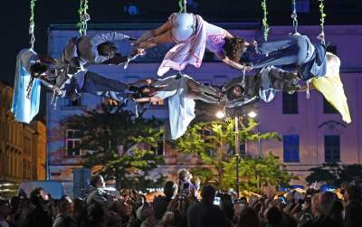 Podniebny spektakl na Rynku Głównym w Krakowie. Rewelacja! - zdjęcie 26