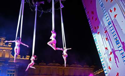 Podniebny spektakl na Rynku Głównym w Krakowie. Rewelacja! - zdjęcie 1