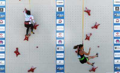 Wspinaczkowe szaleństwo na Rynku Głównym w Krakowie - zdjęcie 14