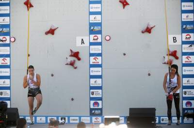 Wspinaczkowe szaleństwo na Rynku Głównym w Krakowie - zdjęcie 23