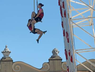 Wspinaczkowe szaleństwo na Rynku Głównym w Krakowie - zdjęcie 33