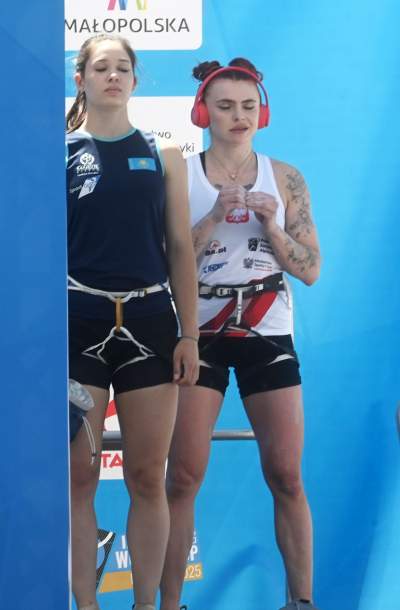 Wspinaczkowe szaleństwo na Rynku Głównym w Krakowie - zdjęcie 4