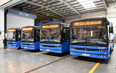 Tak wygląda najnowszy nabytek krakowskiego MPK - zdjęcie 18