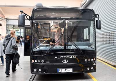 Tak wygląda najnowszy nabytek krakowskiego MPK - zdjęcie 9