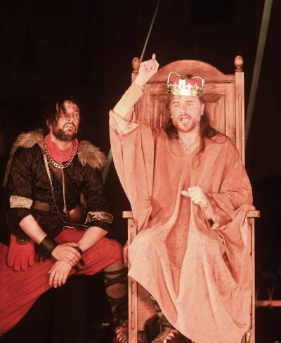 Spektakularny koniec festiwalu teatrów ulicznych na Rynku Głównym - zdjęcie 21