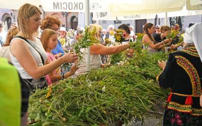 Tradycja trzyma się mocno:  Święto Matki Boskiej Zielnej w Krakowie - zdjęcie 12