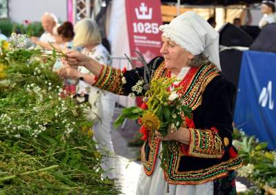 Tradycja trzyma się mocno:  Święto Matki Boskiej Zielnej w Krakowie - zdjęcie 3