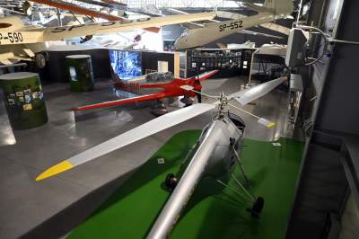 Co kryje wyremontowany hangar w Czyżynach? Fascynujące obiekty! - zdjęcie 41