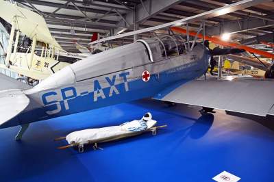 Co kryje wyremontowany hangar w Czyżynach? Fascynujące obiekty! - zdjęcie 38