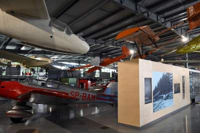 Co kryje wyremontowany hangar w Czyżynach? Fascynujące obiekty! - zdjęcie 46