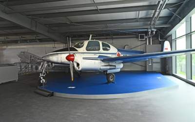 Co kryje wyremontowany hangar w Czyżynach? Fascynujące obiekty! - zdjęcie 39