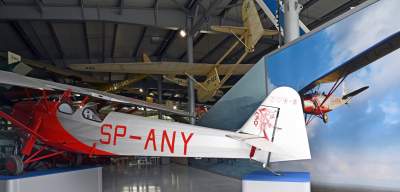 Co kryje wyremontowany hangar w Czyżynach? Fascynujące obiekty! - zdjęcie 1