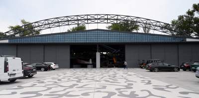 Co kryje wyremontowany hangar w Czyżynach? Fascynujące obiekty! - zdjęcie 52