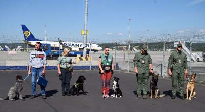 Wyjątkowi pracownicy Kraków Airport, do zadań specjalnych... - zdjęcie 26
