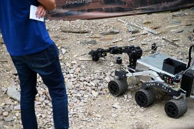 Kosmiczne zawody w Krakowie, zadania wzorowane na misjach NASA i ESA - zdjęcie 14