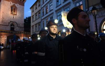 Imponujący spektakl na Rynku Głównym, historia Polski w pigułce - zdjęcie 5