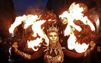 Imponujący spektakl na Rynku Głównym, historia Polski w pigułce - zdjęcie 23