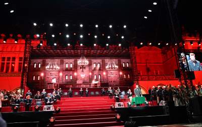 Imponujący spektakl na Rynku Głównym, historia Polski w pigułce - zdjęcie 66