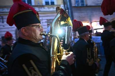 Imponujący spektakl na Rynku Głównym, historia Polski w pigułce - zdjęcie 6