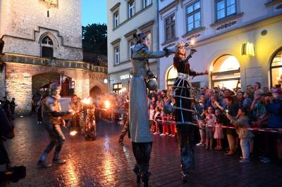 Imponujący spektakl na Rynku Głównym, historia Polski w pigułce - zdjęcie 14