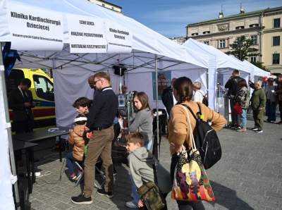 Dzień serca na Rynku Głównym. Bezpłatne badania i konsultacje - zdjęcie 19