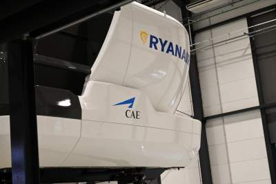 W Krakowie otwarto centrum symulatorowo-treningowe Ryanair. Odlotowe wyposażenie - zdjęcie 18