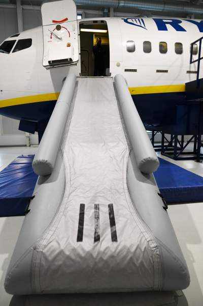 W Krakowie otwarto centrum symulatorowo-treningowe Ryanair. Odlotowe wyposażenie - zdjęcie 44