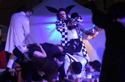 Nocna parada na Rynku Głównym. Dosłownie odlot! - zdjęcie 7