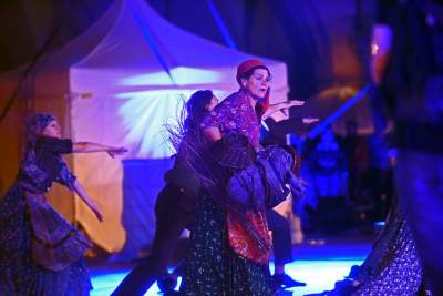 Nocna parada na Rynku Głównym. Dosłownie odlot! - zdjęcie 20