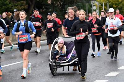 Kraków miastem biegaczy, super atmosfera podczas Cracovia Półmaratonu - zdjęcie 37