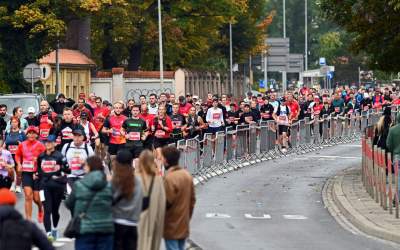 Kraków miastem biegaczy, super atmosfera podczas Cracovia Półmaratonu - zdjęcie 13