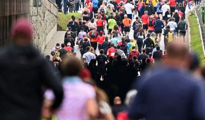 Kraków miastem biegaczy, super atmosfera podczas Cracovia Półmaratonu - zdjęcie 23