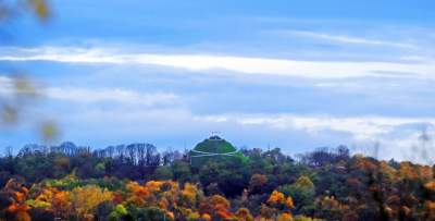 Jesień w Krakowie z Tatrami w tle, takie widoki z Wawelskiego Wzgórza - zdjęcie 2