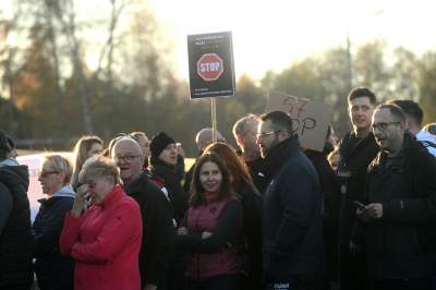 Protest przeciwko budowie nowej zakopianki do Myślenic. Blokowali drogę - zdjęcie 19