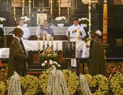 Kraków pożegnał Elżbietę Penderecką, spoczęła w Panteonie Narodowym - zdjęcie 25