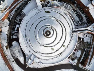 Kopiec Kościuszki udekorowany po nowemu, są dwie nowe flagi - zdjęcie 15