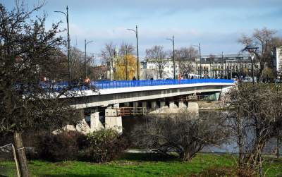 Prezydent Krakowa wpuścił auta na Most Grunwaldzki. Sam wsiadł na rower - zdjęcie 12