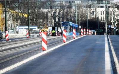 Prezydent Krakowa wpuścił auta na Most Grunwaldzki. Sam wsiadł na rower - zdjęcie 7
