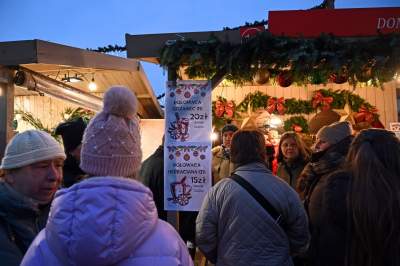 Jarmark Bożonarodzeniowy w Krakowie: karuzela, drożyzna i bogactwo - zdjęcie 13