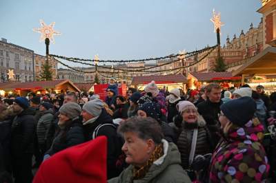Jarmark Bożonarodzeniowy w Krakowie: karuzela, drożyzna i bogactwo - zdjęcie 12