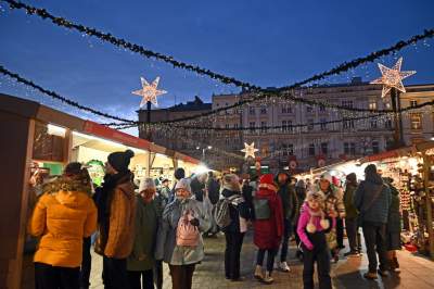 Jarmark Bożonarodzeniowy w Krakowie: karuzela, drożyzna i bogactwo - zdjęcie 31