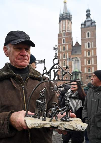 Co i kto trafił do tegorocznych szopek krakowskich? Zobaczcie - zdjęcie 44