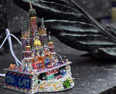 Co i kto trafił do tegorocznych szopek krakowskich? Zobaczcie - zdjęcie 38