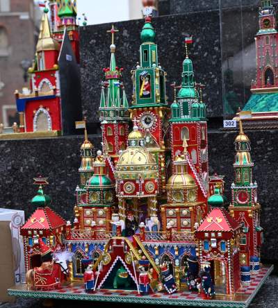 Co i kto trafił do tegorocznych szopek krakowskich? Zobaczcie - zdjęcie 7