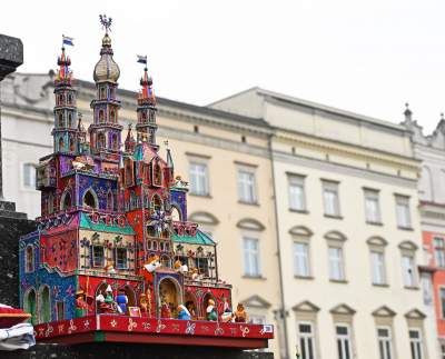 Co i kto trafił do tegorocznych szopek krakowskich? Zobaczcie - zdjęcie 19