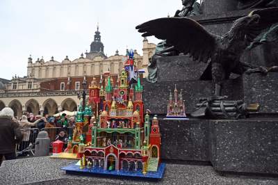 Co i kto trafił do tegorocznych szopek krakowskich? Zobaczcie - zdjęcie 16