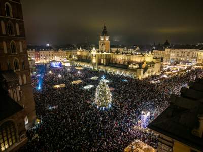 Kraków już w świątecznym nastroju, wygląda magicznie - zdjęcie 9