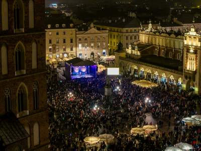 Kraków już w świątecznym nastroju, wygląda magicznie - zdjęcie 2